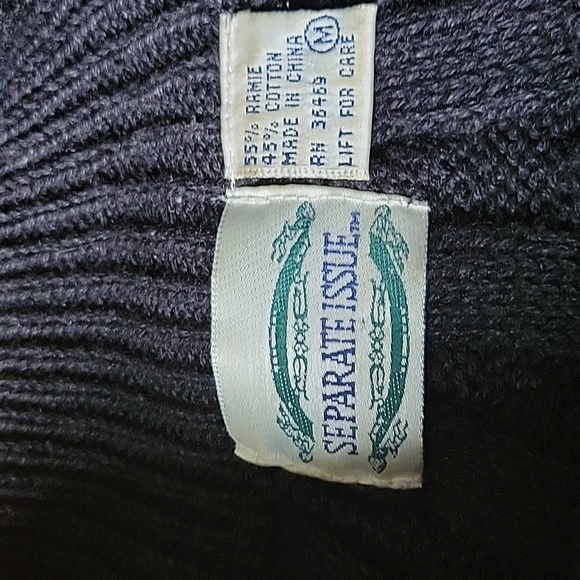 Seprate Issue Vintage Black Cableknit Sweater with Spring Flowers - Picture 4 of 9